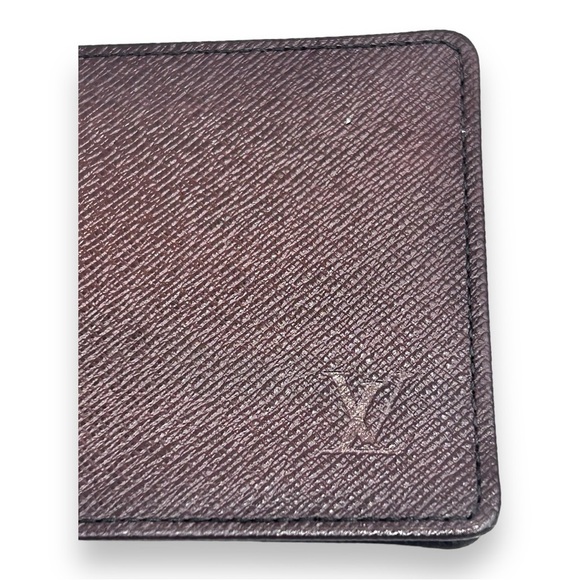 Louis Vuitton Bordeaux Taiga Leather Card Case Wallet Holder - Picture 1 of 10